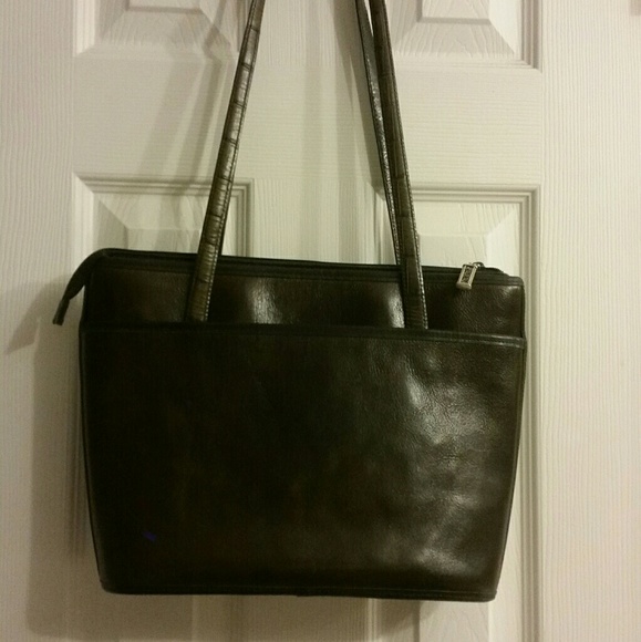 Brown Leather Brighton Purse - Picture 2 of 8